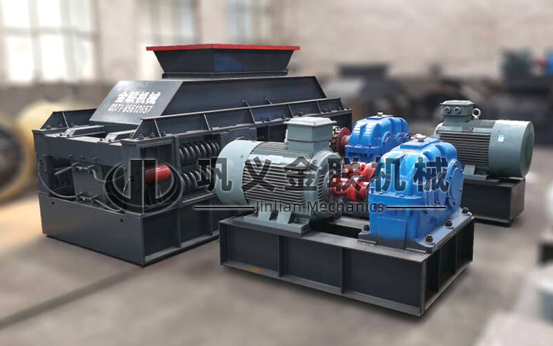 大型直連對(duì)輥破碎機(jī)-萬(wàn)向軸鏈接破碎機(jī)-高壓力對(duì)輥制砂機(jī)價(jià)格