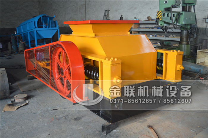 影響強力雙齒輥破碎機生產效率的因素有哪些？