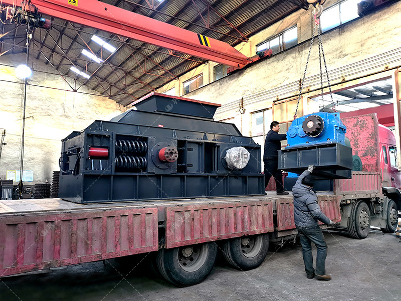 了解設(shè)備配置的技術(shù)參數(shù)，了解設(shè)備配置的技術(shù)參數(shù)，并根據(jù)對輥破碎機用戶的生產(chǎn)要求和物料硬度，合理構(gòu)建對輥破碎機的設(shè)備規(guī)格