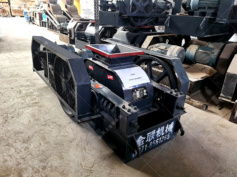 2PG400X250小型對輥破碎機發貨圖片_發往江蘇蘇州_破碎硅鐵