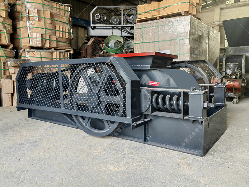 2PG610x400對輥破碎機發(fā)貨圖片_發(fā)往福建龍巖_鵝卵石制砂