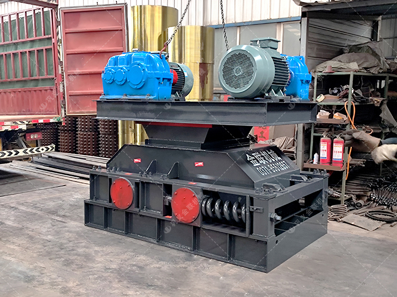 石膏破碎用什么設備？雙齒輥破碎機廠家哪家好？