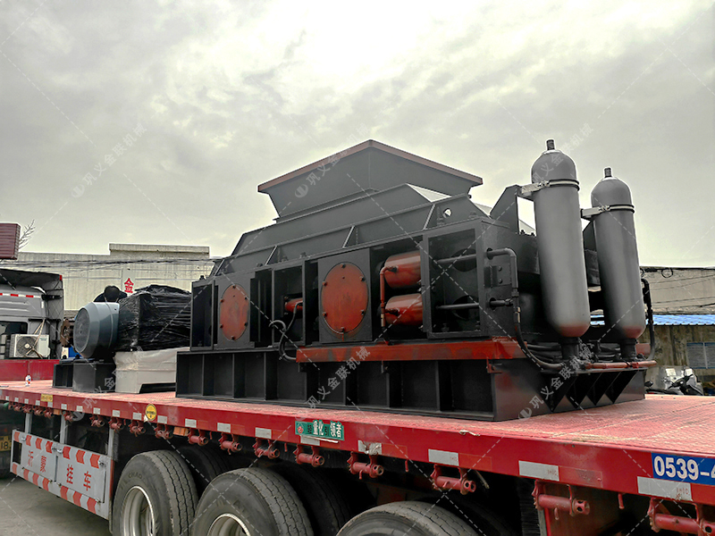 時產(chǎn)80-100噸液壓對輥破碎機(jī)用哪個型號,多少錢一臺? 時產(chǎn)80-100噸液壓對輥破碎機(jī)用哪個型號,多少錢一臺?