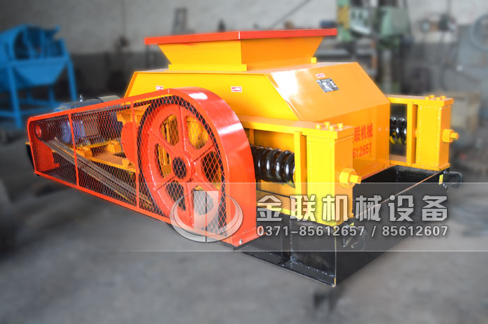 雙齒輥破碎機怎樣使用與維護